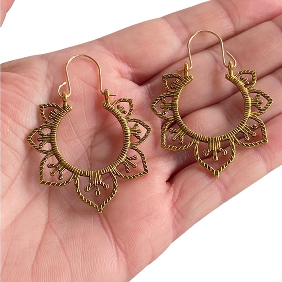 Antiqued Gold Floral Drop Earrings - Picture 4 of 5